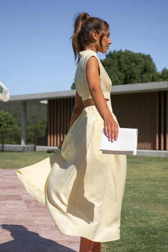 Vestido midi de vacaciones con bolsillos y cintura recortada