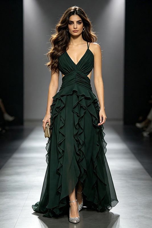 Vestido largo blanco con corsé y volantes en capas