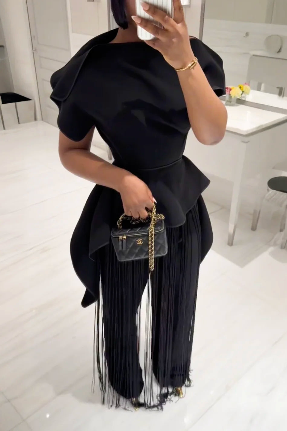 Fransen-Hose mit weitem Bein & strukturiertes Peplum-Oberteil Set