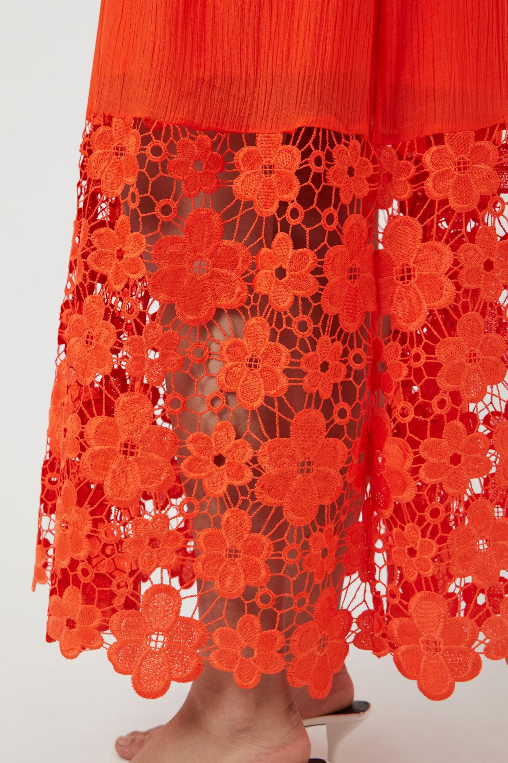 Cherrytomato Bow Embroidered Hem Midi Dress