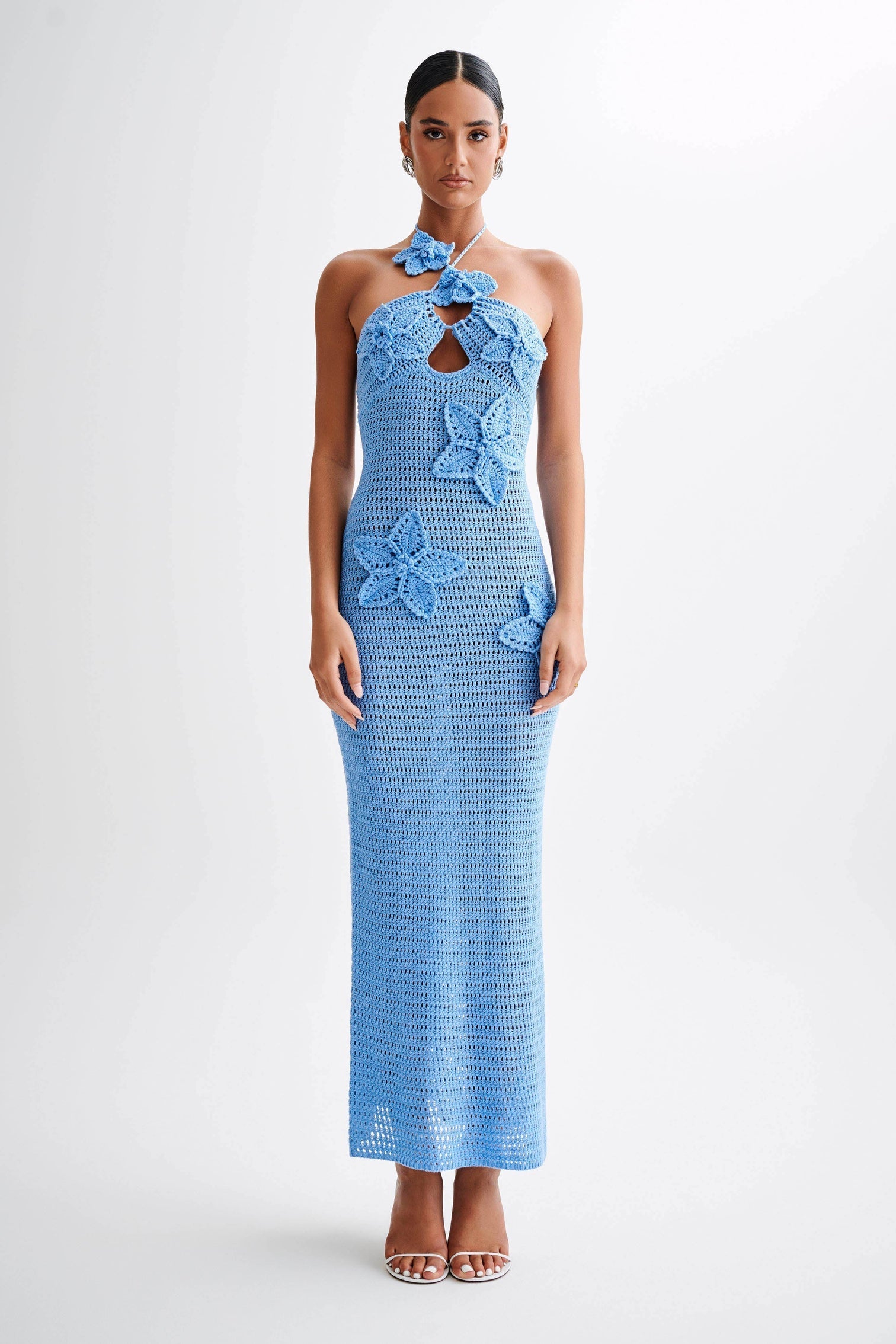 Beverly Blummen Applikatioun Crochet Maxi Kleed