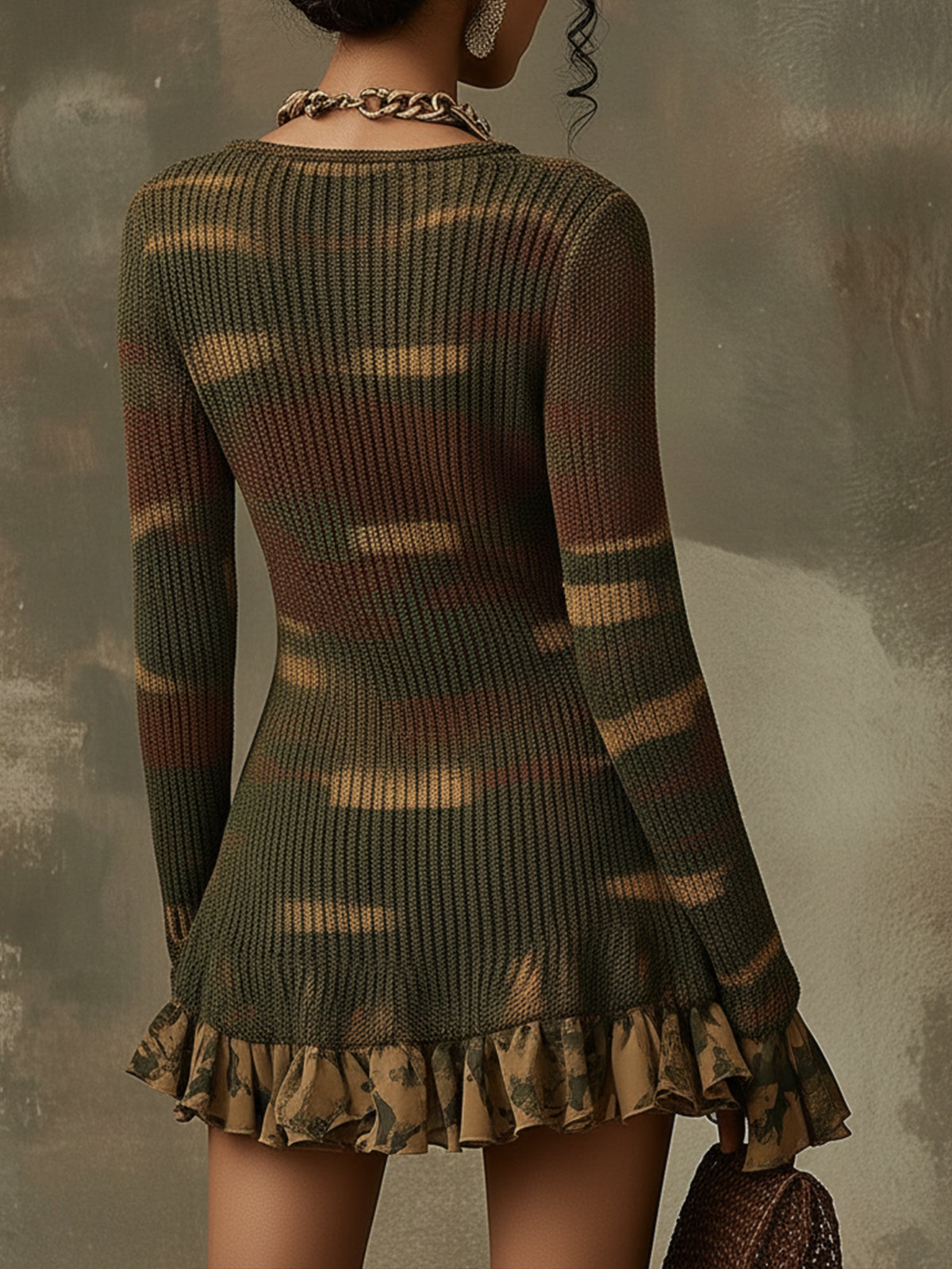 Vestido Mini de Malha Camuflado em Tons Verdes