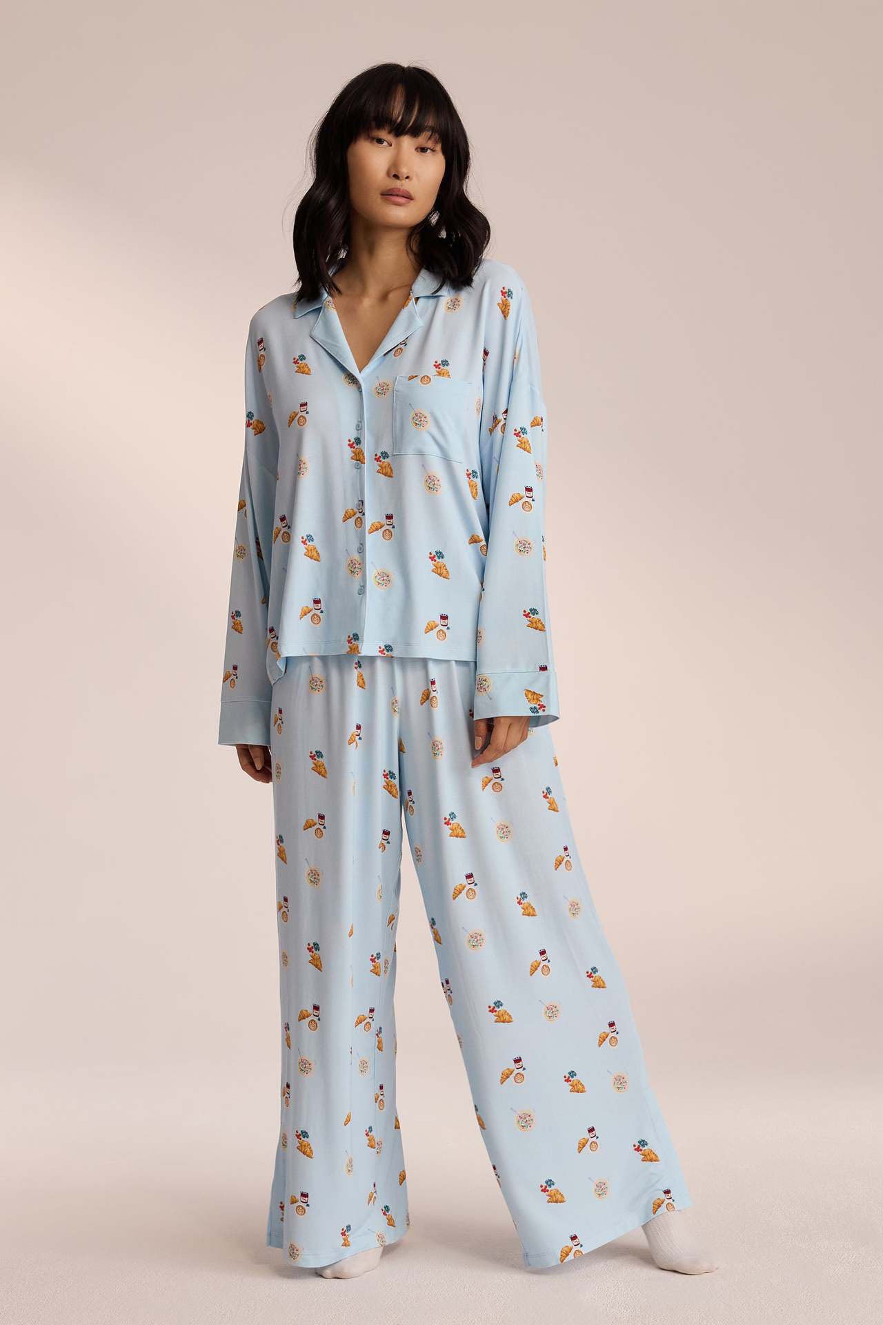 Lyxig Mahjong Queen Pyjamas Set