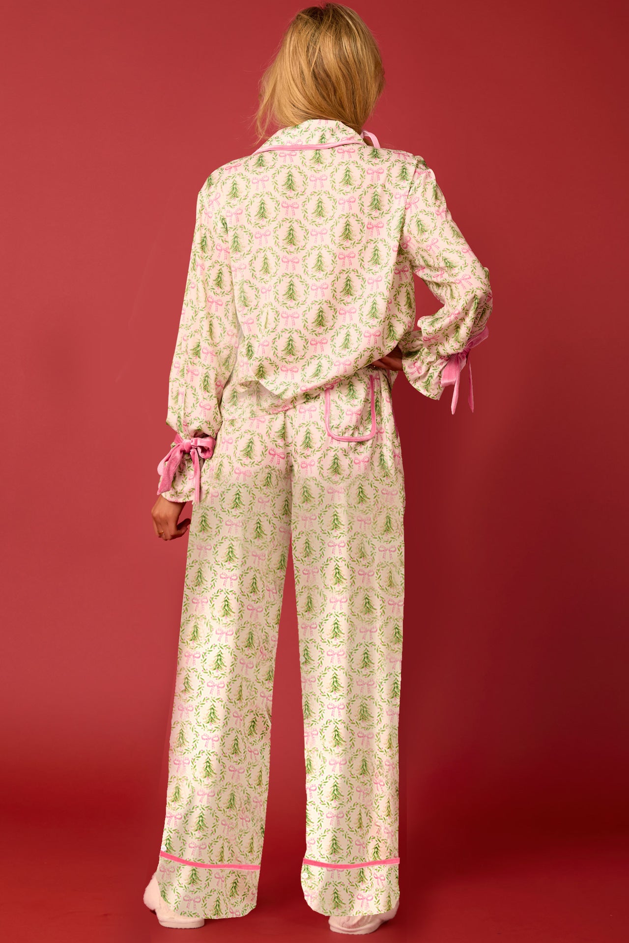 Ensemble de pyjama long avec personnage de Noël