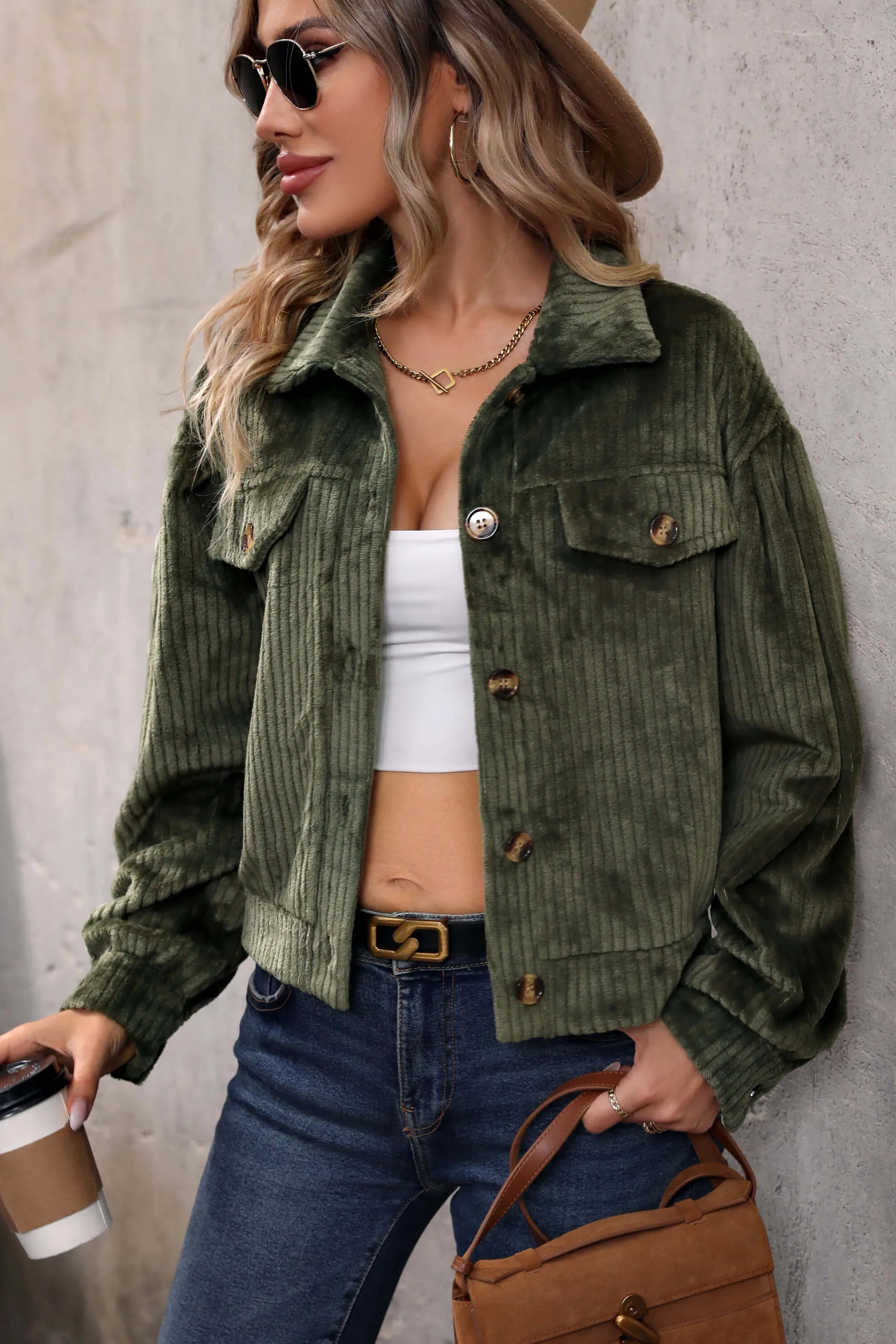 Sabrina Cropped Corduroy Shacket - Olijfgroen