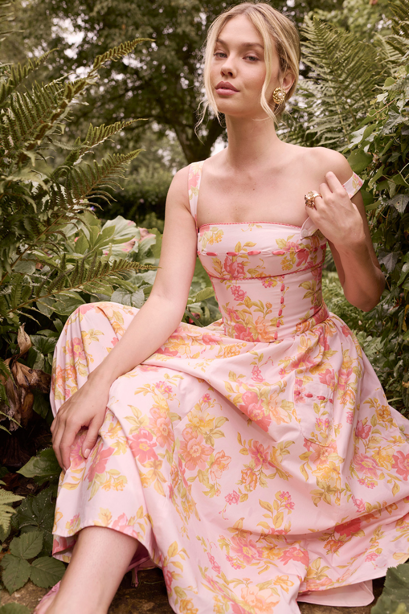 Vestido midi con estampado de amapolas y melocotón de Cybèle