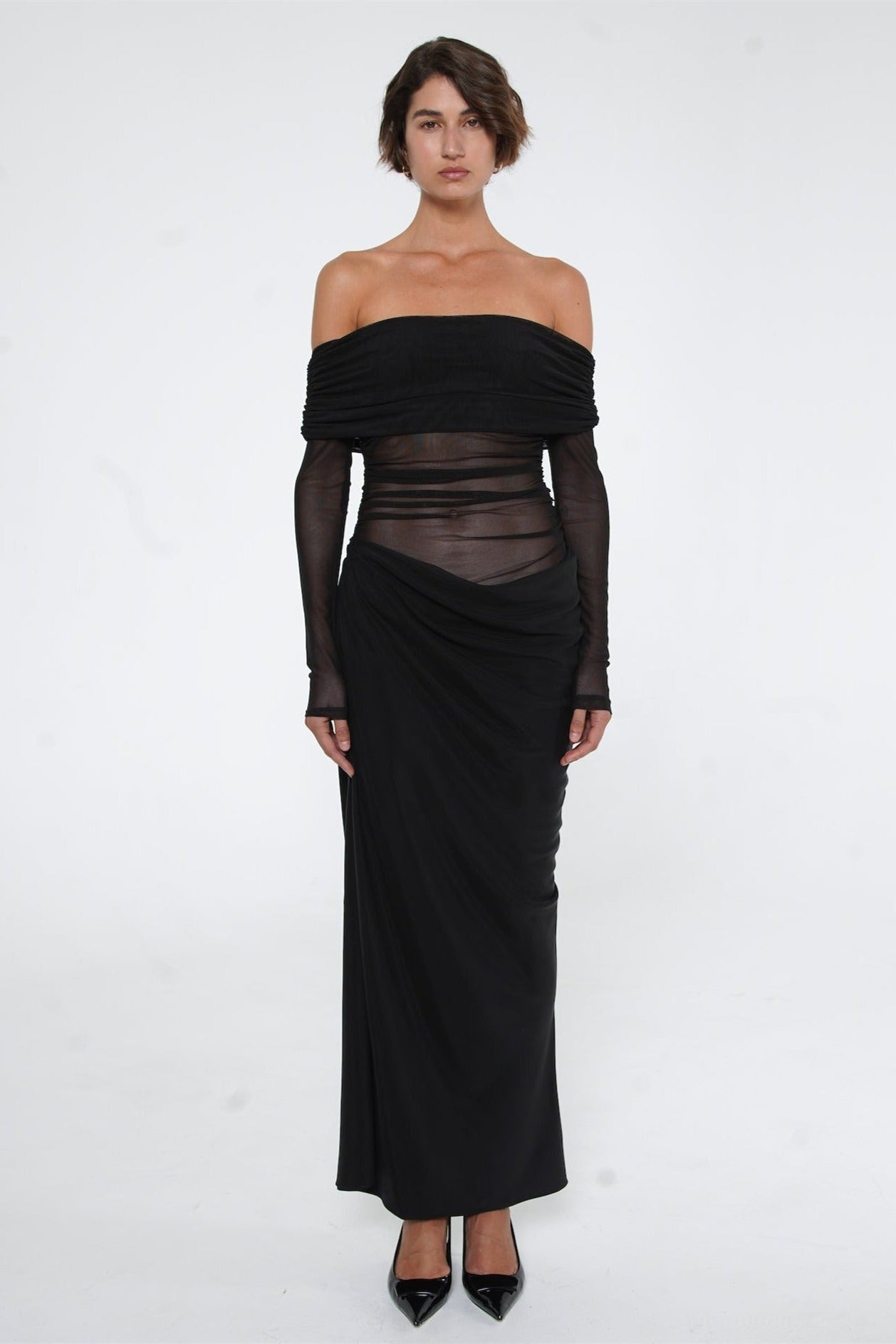 Lillian Off Shoulder Sheer Maxi Mesh-kjole