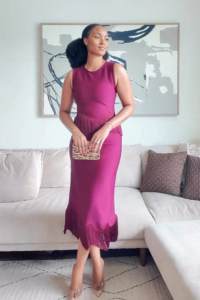 Abito midi smerlato con frange e nappine magenta