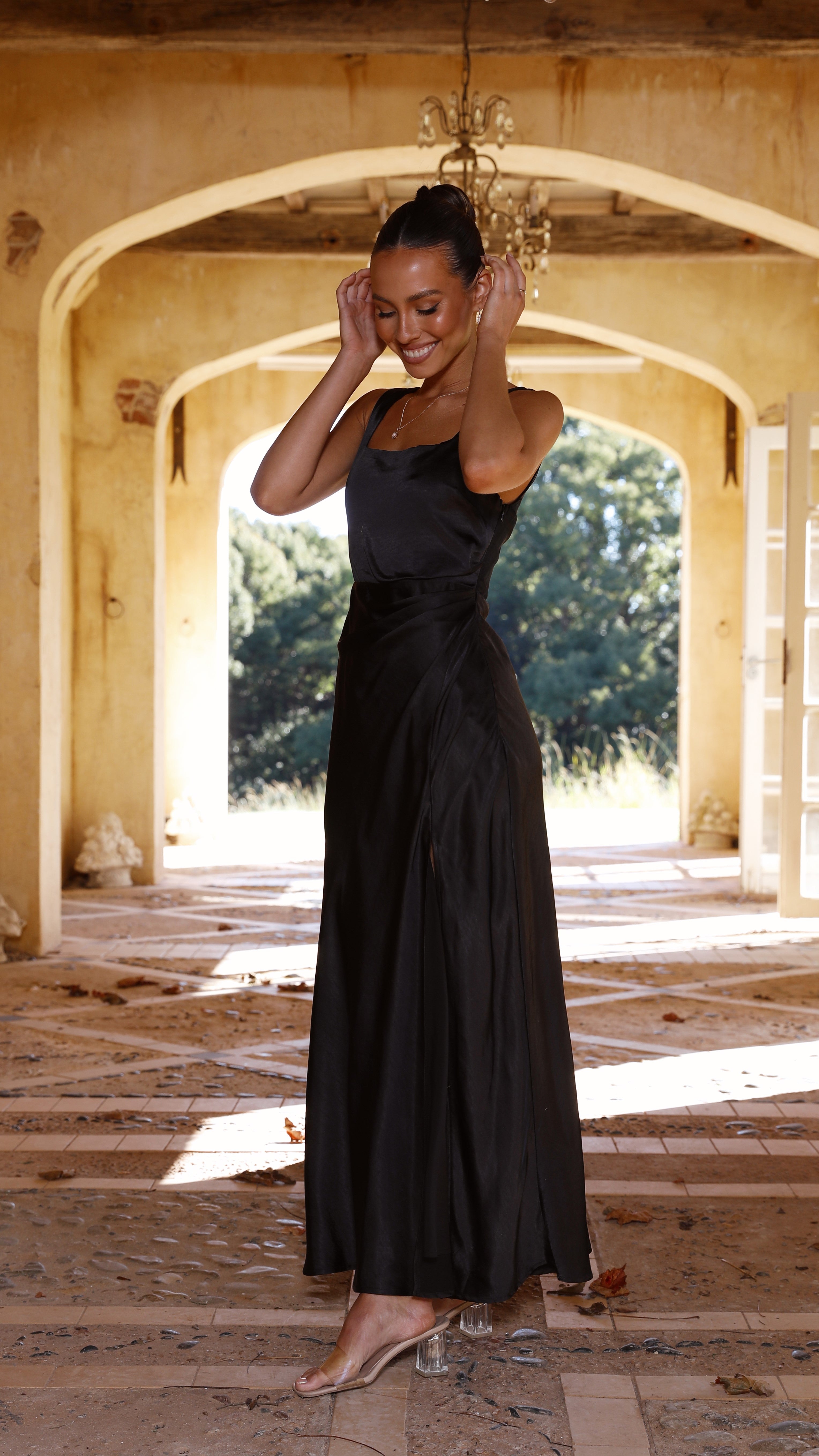 Vestido longo Alaria - Preto