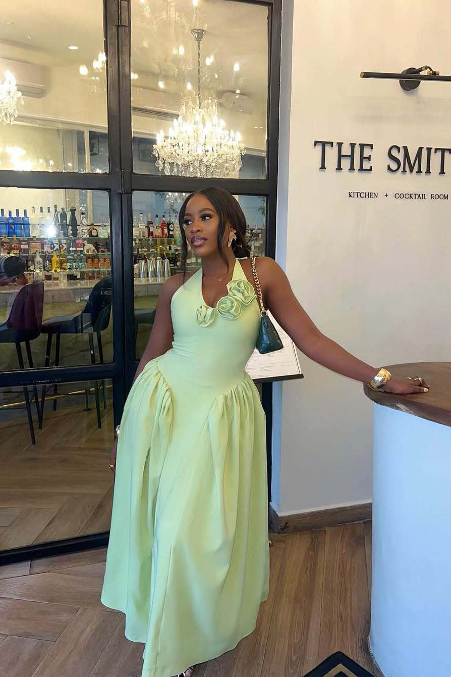 Romantic Halter V-Neck 3D Floral Maxi Dress