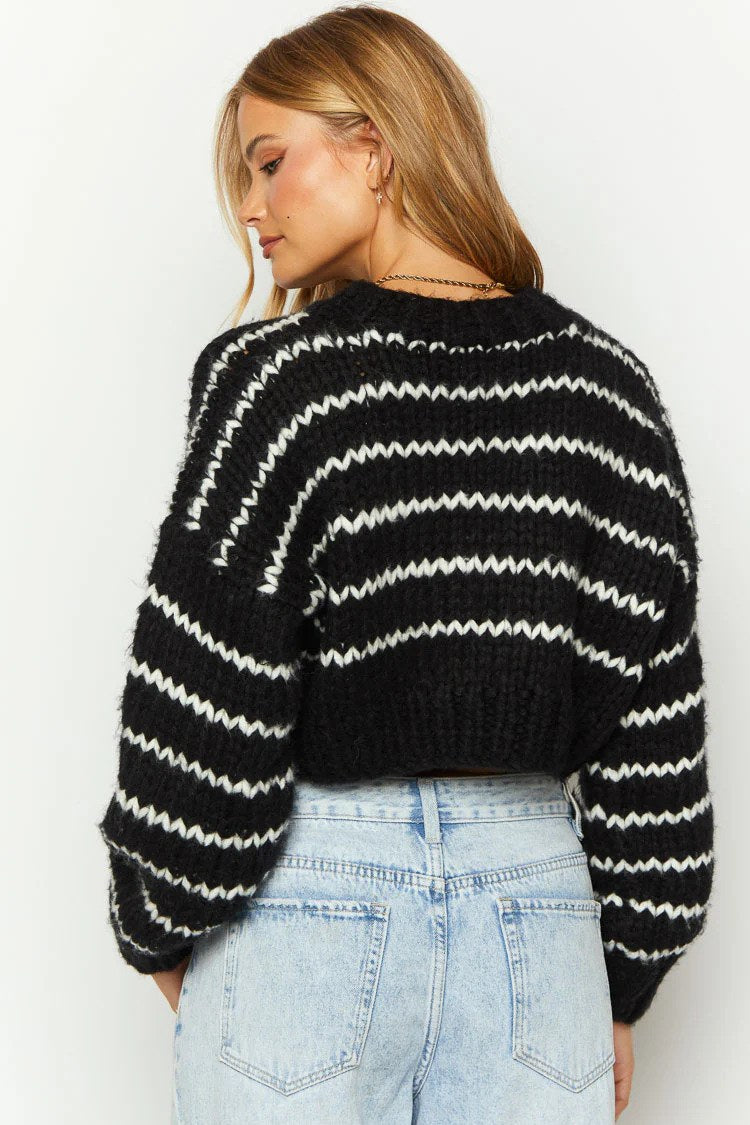 Ovacona Sweater