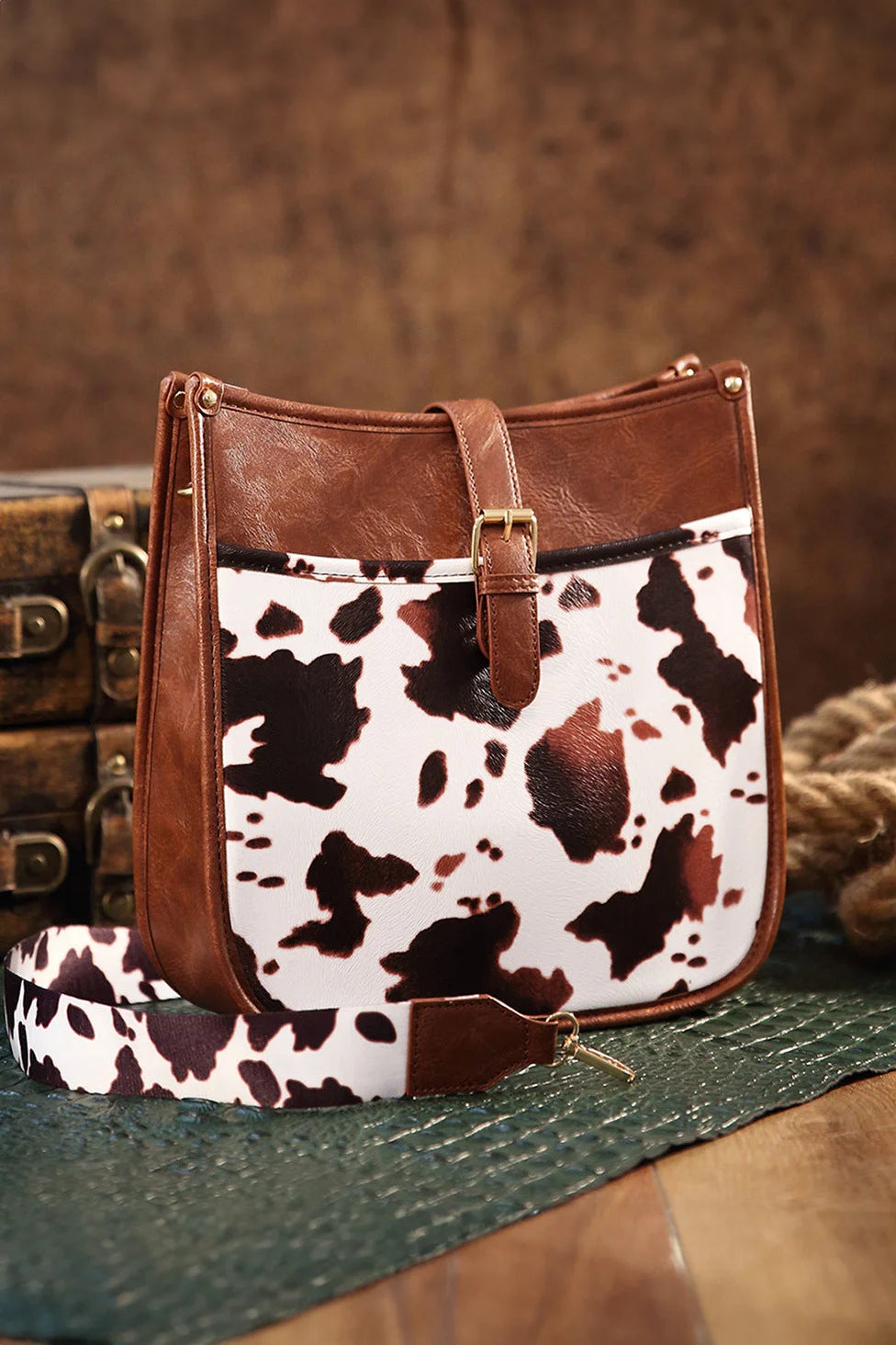 Bolsa Crossbody com estampa de vaca marrom estilo cowboy ocidental