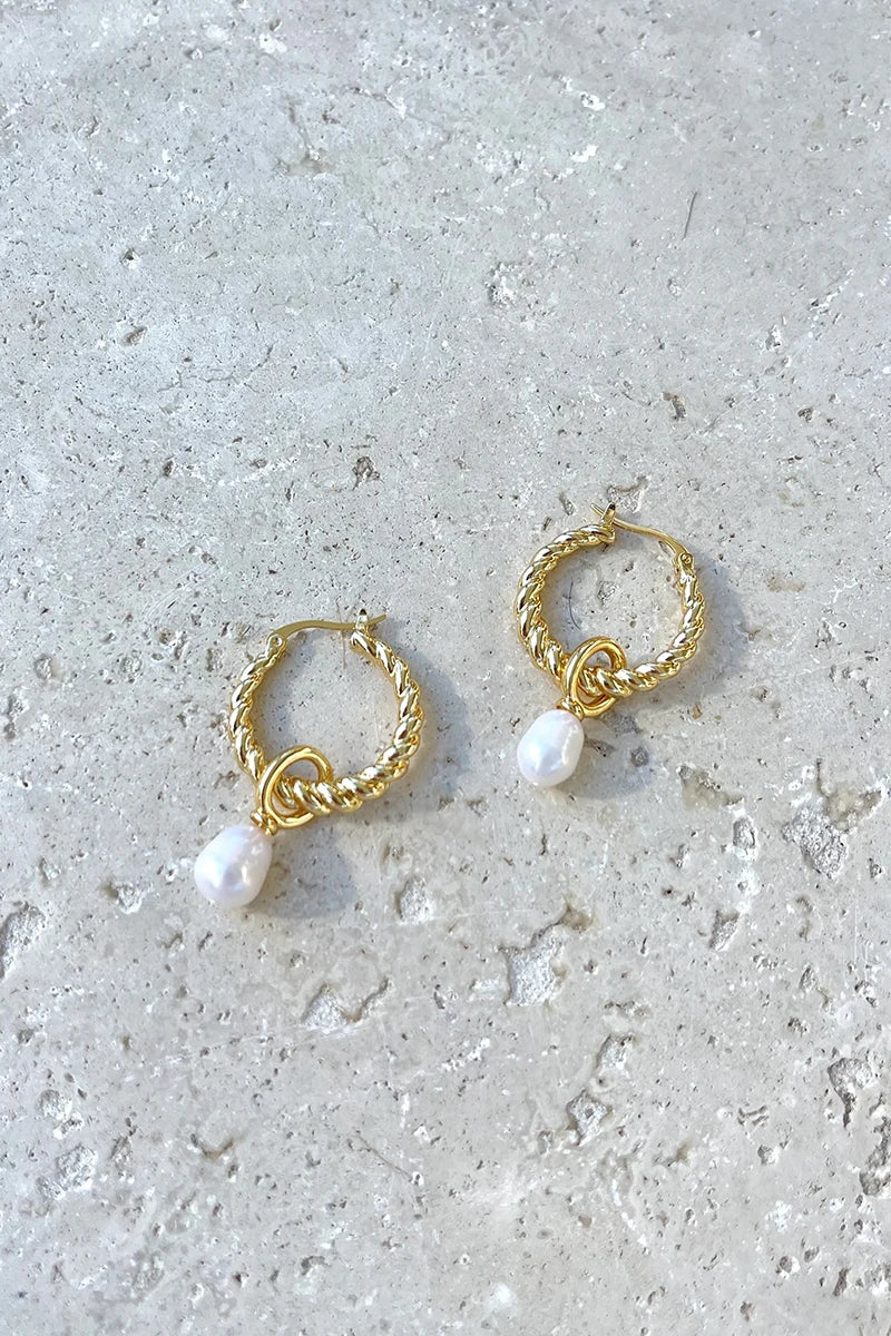 Twist Pearl Drop Örhängen - Guld/Pärla