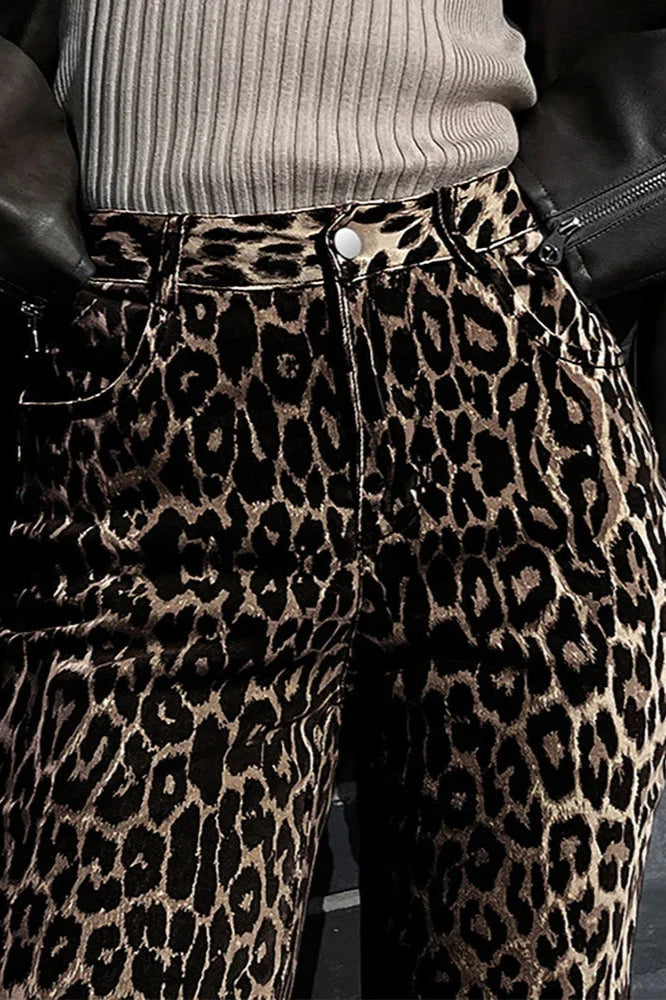 Button Multi Pockets Leopard Print Casual Pants