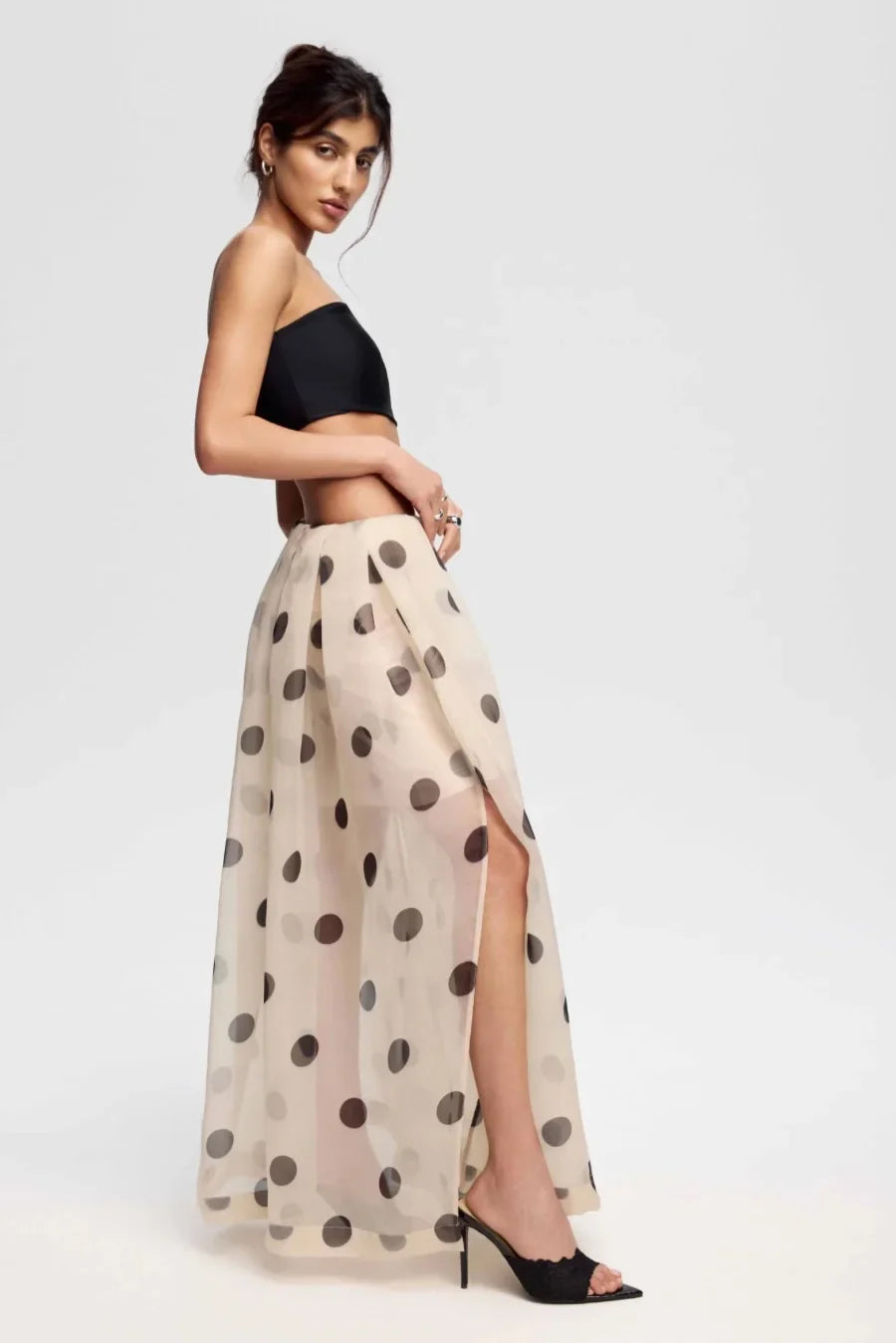 Gonna lunga trasparente beige a pois