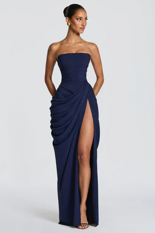 Statement halterjurk met franjes en maxi-lengte