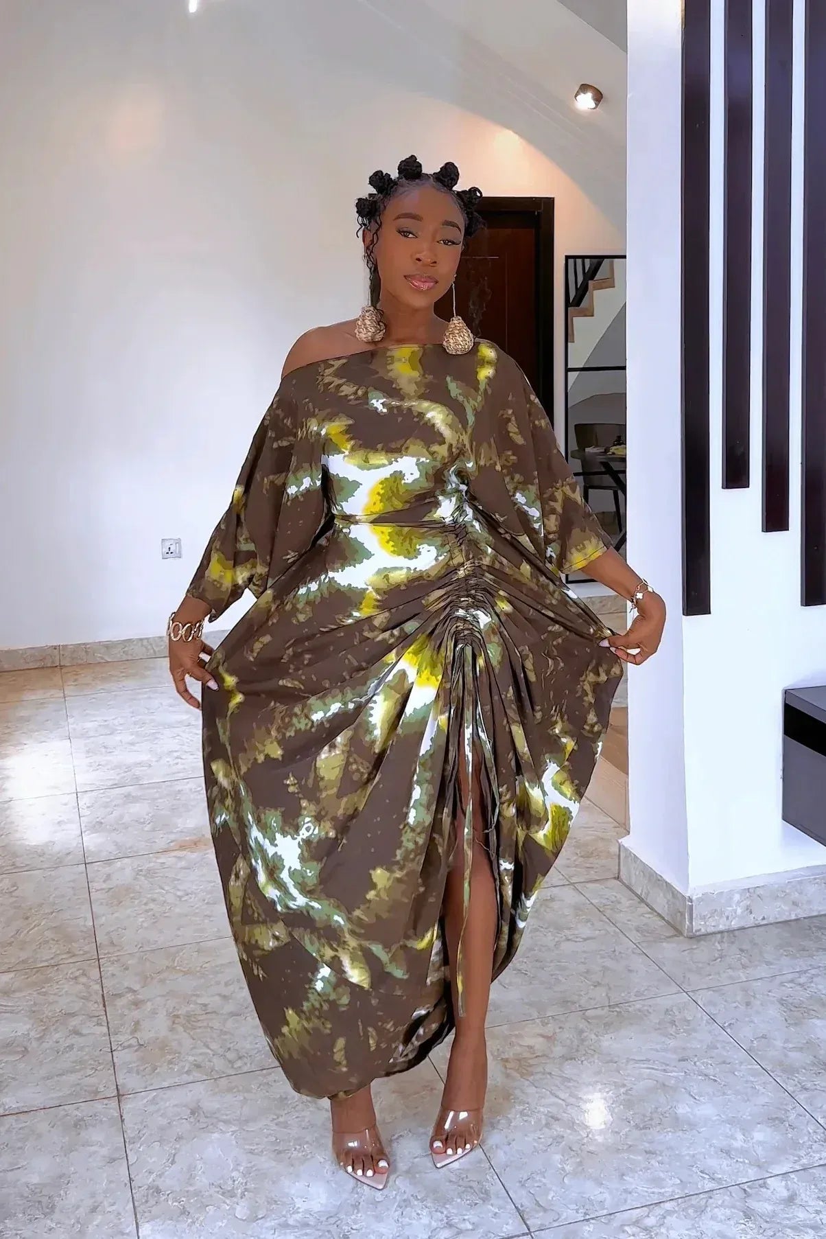 Vestido Maxi Ombro a Ombro com Padrão Radial