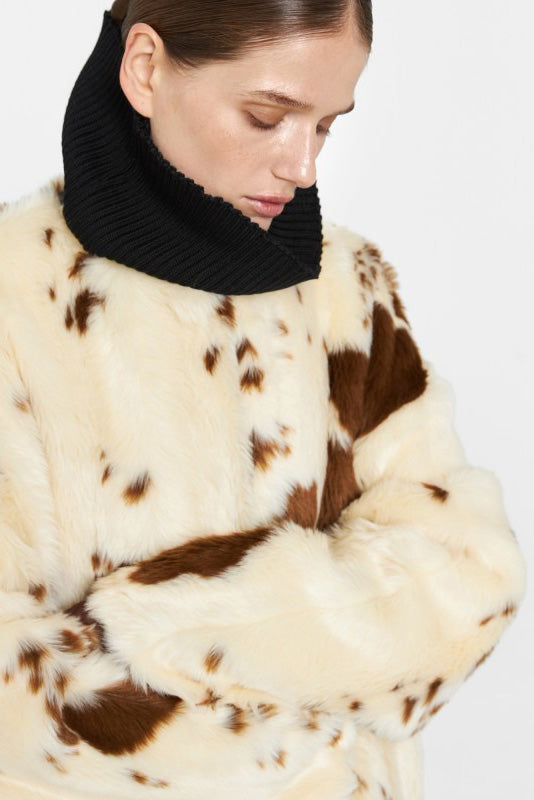 Sada šál A Kabátů