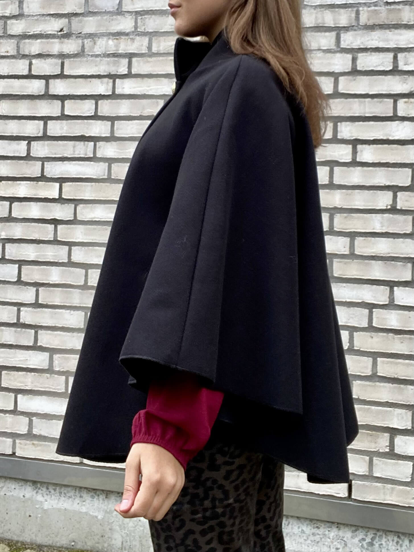 Komfortabel Cape Coat i uld